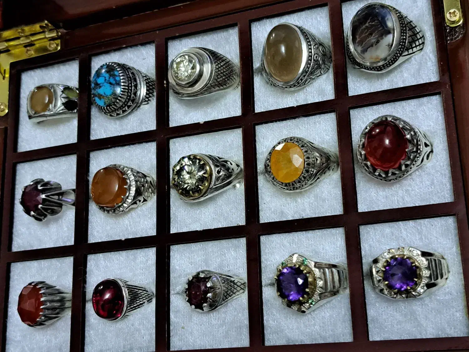 انگشتر‌دست‌سازگرمی‌۲۳۰‌|جواهرات|خمینی‌شهر, |دیوار