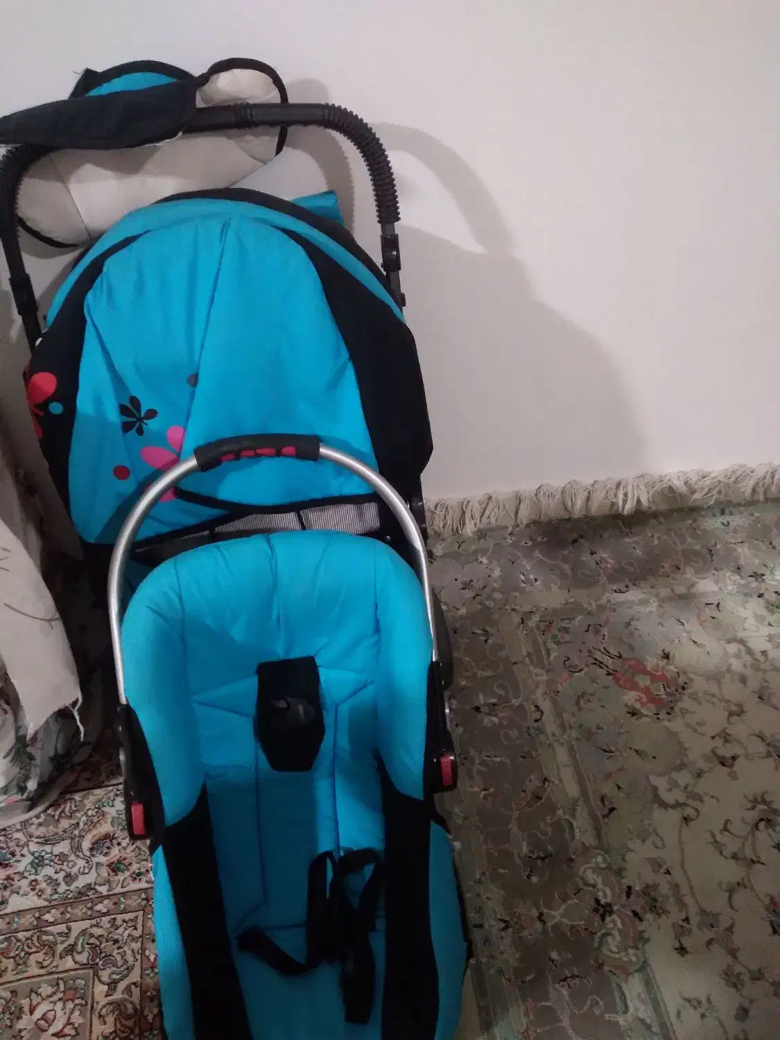 لوازم کودک|کالسکه و لوازم جانبی|میانه, |دیوار