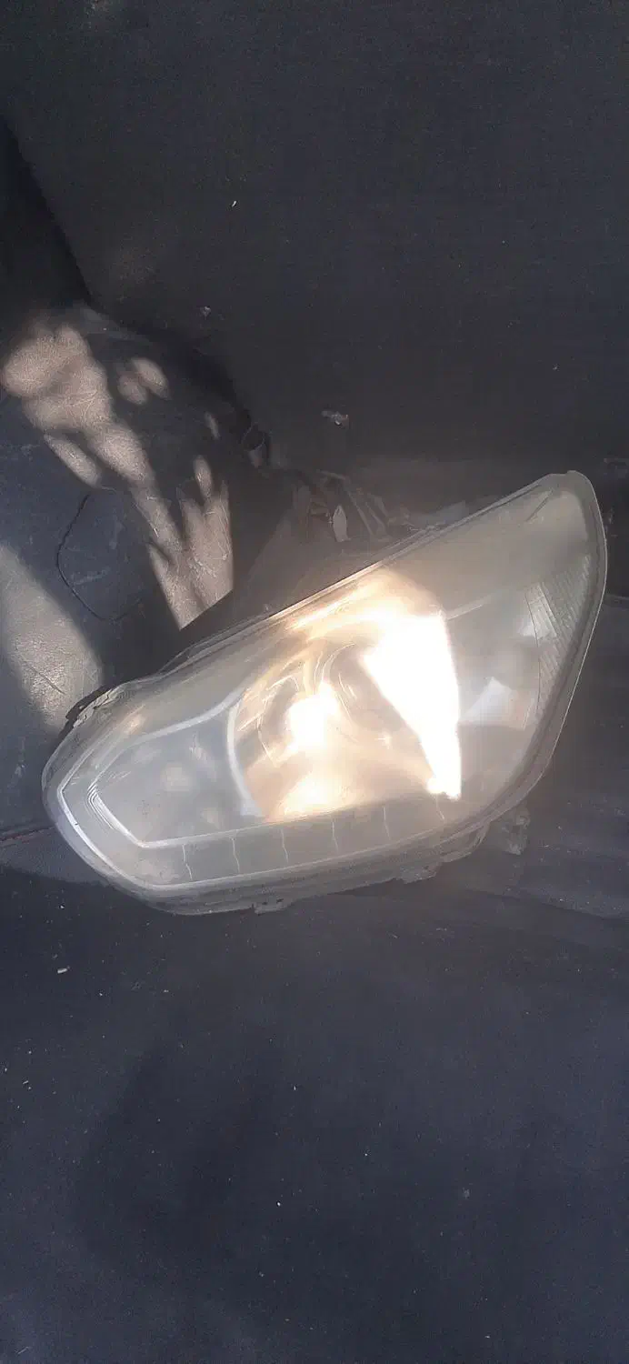چراغ جلو سمت راننده ایکس ۳۳ نیو|قطعات یدکی و لوازم جانبی|شیراز, سیلو|دیوار