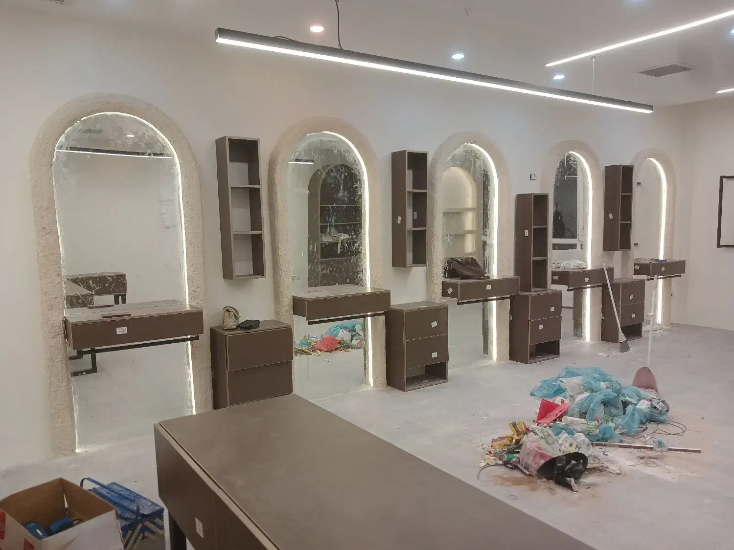 کشو و میز دکور|فروشگاه و مغازه|قم, زنبیل آباد|دیوار