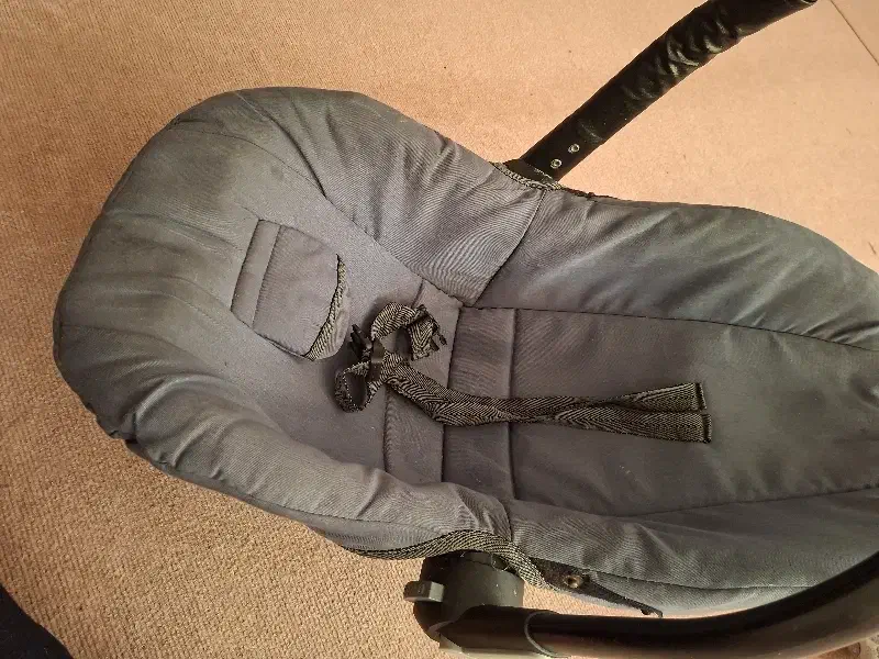 کریر|اسباب و اثاث بچه|خمینی‌شهر, |دیوار