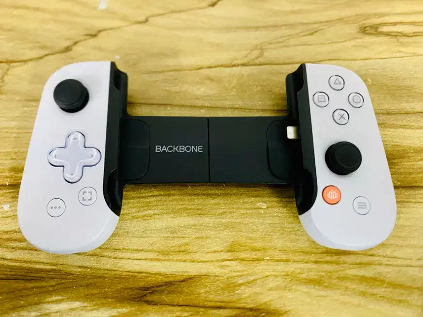 دسته backbone PlayStation مخصوص آیفون|کنسول، بازی ویدئویی و آنلاین|یزد, |دیوار