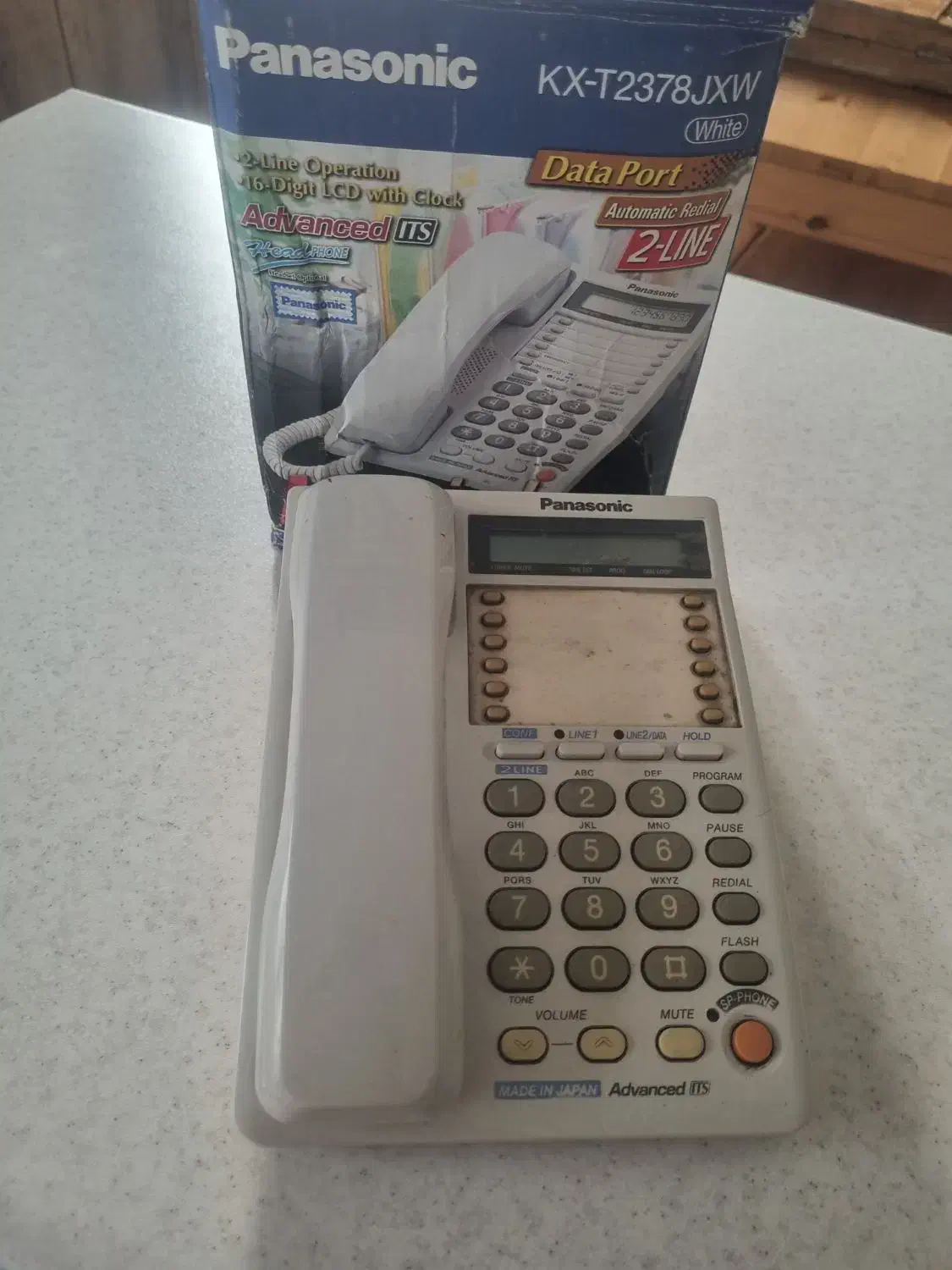 ۱ عدد تلفن سانترال و یک عدد تلفن رومیزی|تلفن رومیزی|تهران, تهرانپارس جنوبی|دیوار