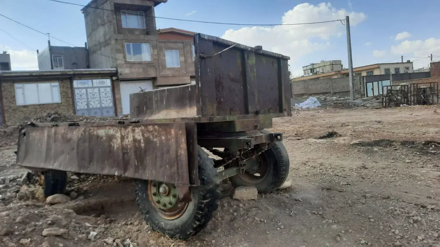 تریلی همدان کار|خودرو سنگین|گل تپه, |دیوار