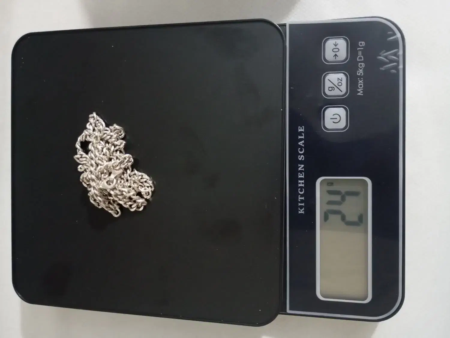 زنجیر نقره|جواهرات|ری, دیلمان|دیوار