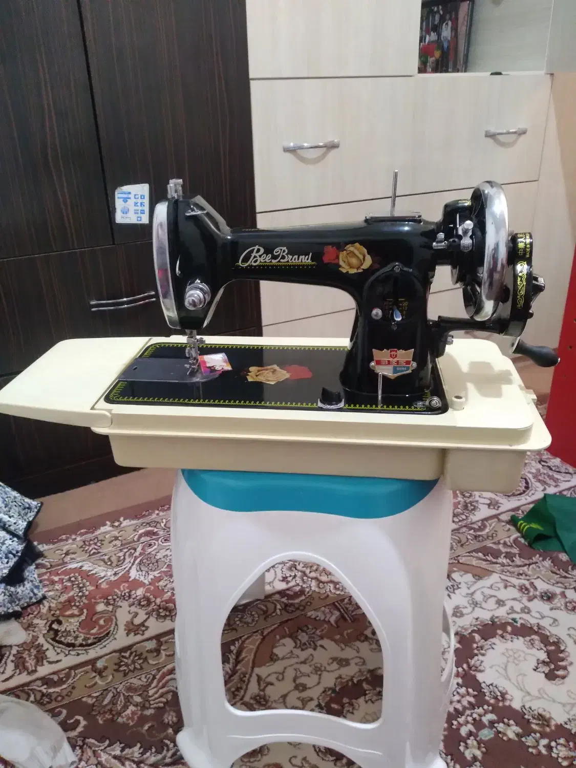 چرخ خیاطی|چرخ خیاطی و ریسندگی|قوچان, |دیوار