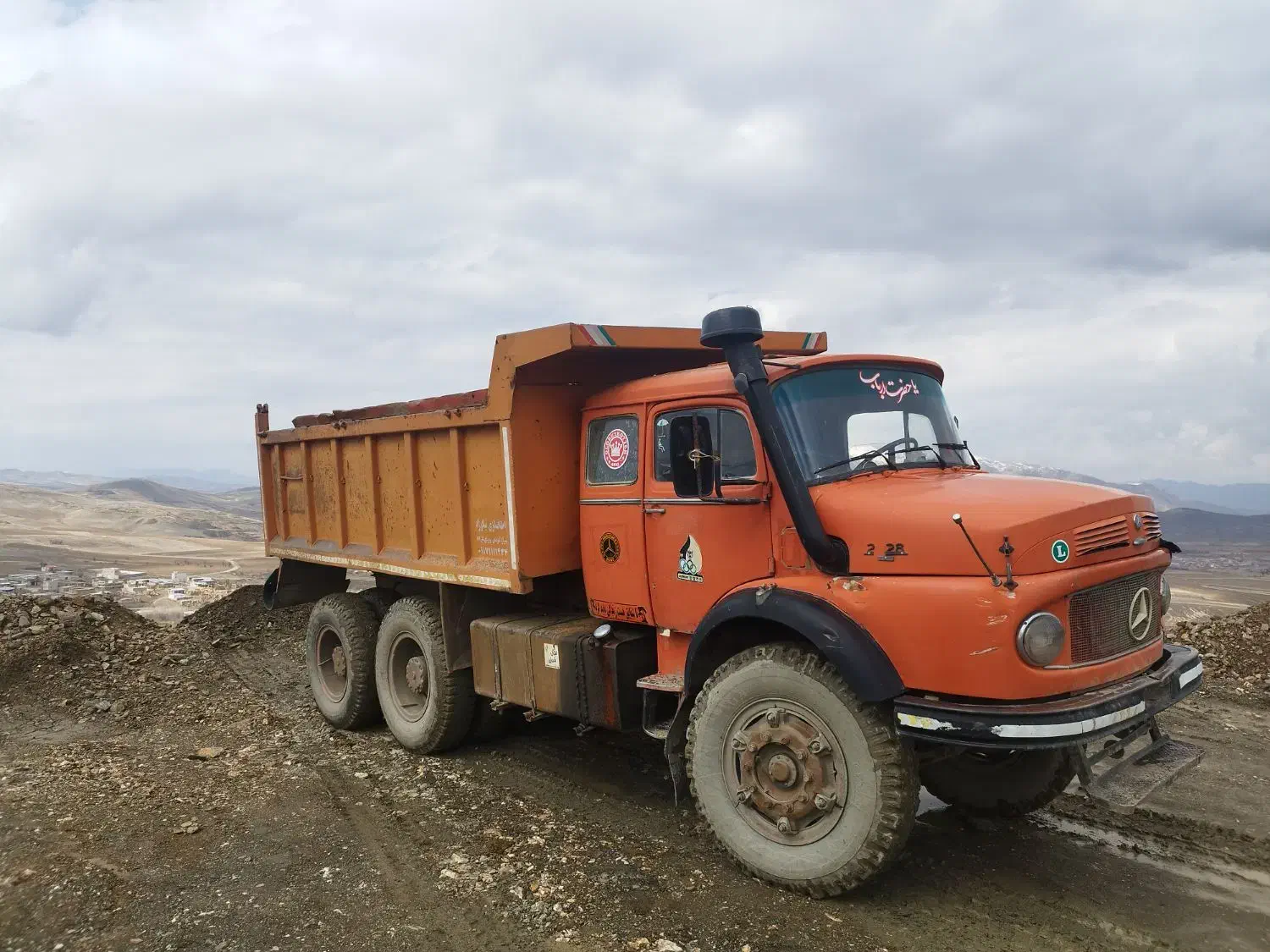 کمپرسی ده چرخ بنز مایلر معدنی|خودرو سنگین|زالیان, |دیوار