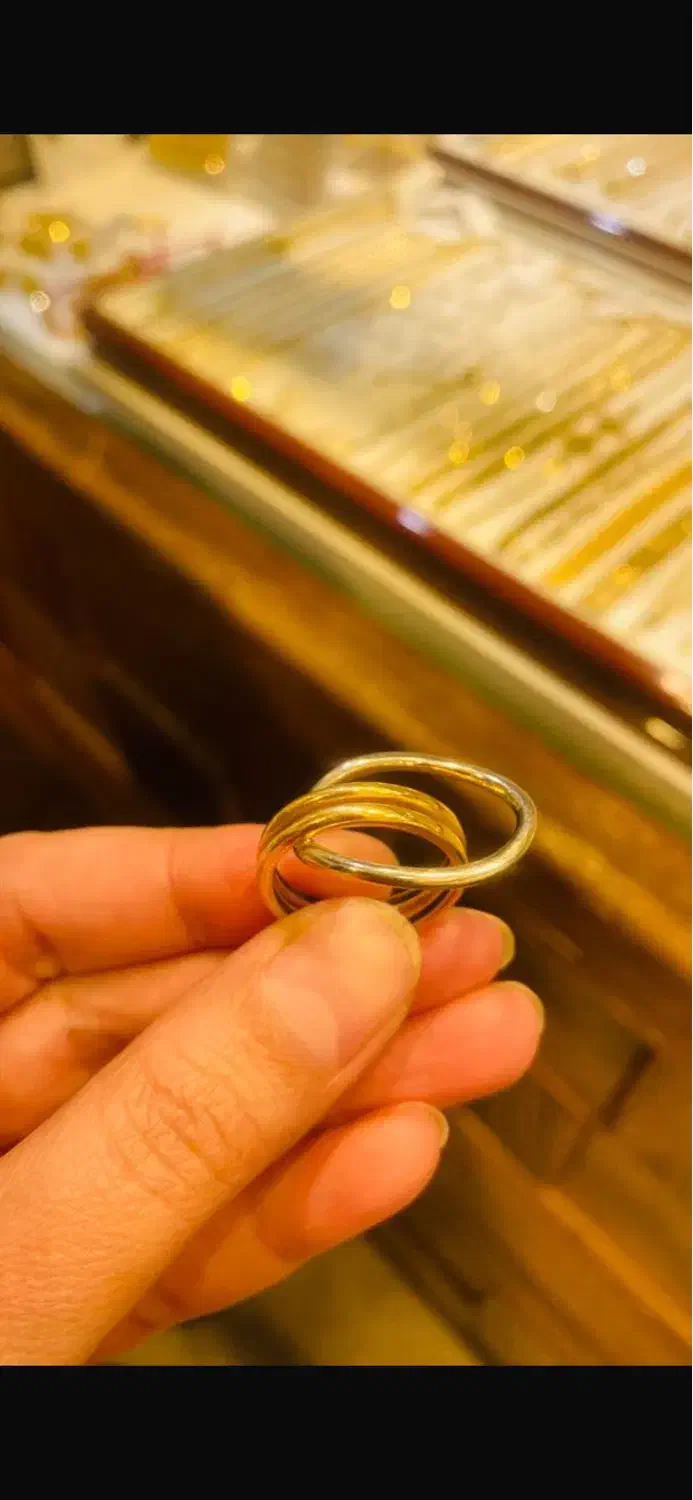 فروش گوشواره وانگشتر ۳۰۰بالای تابلو|جواهرات|آباده, |دیوار