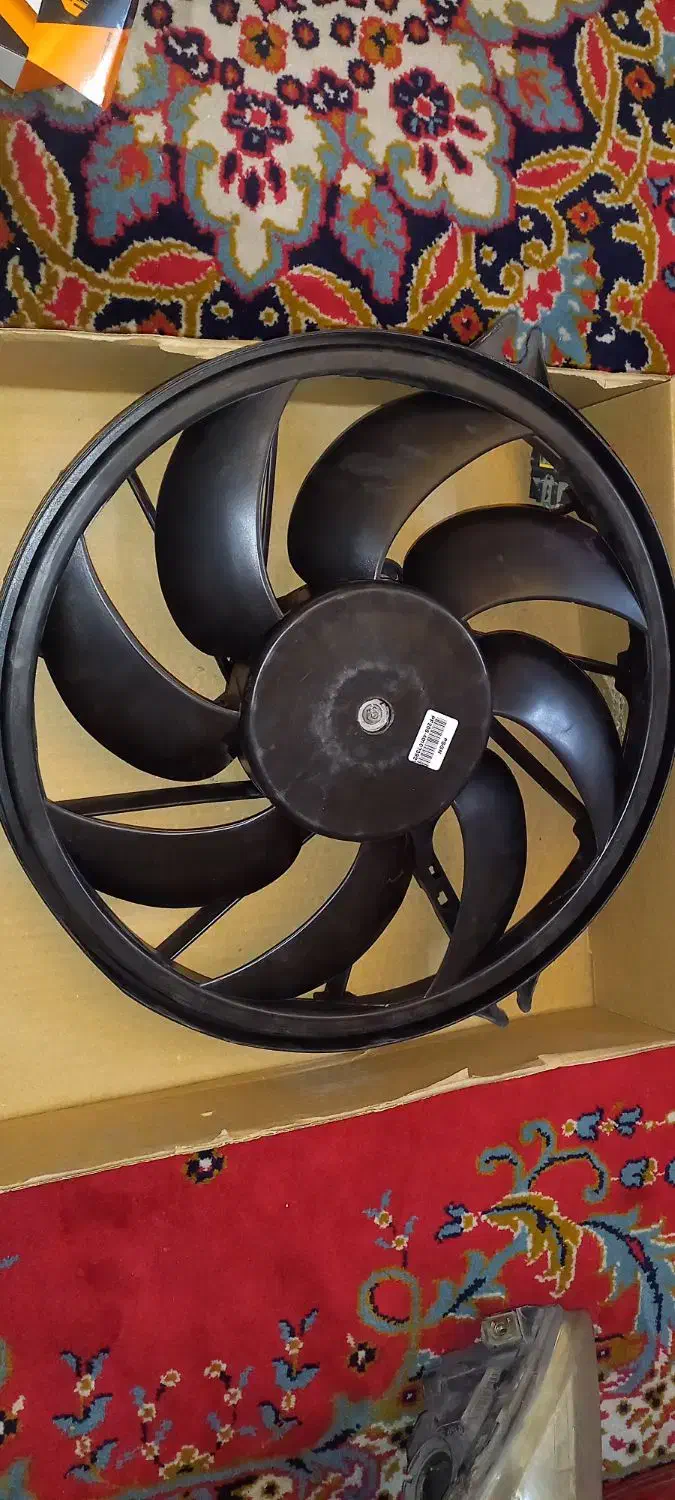 فن رادیات ۲۰۶ ویک جفت چراغ عقب|قطعات یدکی و لوازم جانبی|مشهد, شفا|دیوار