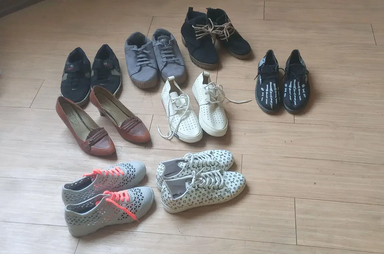 کفشهای زنانه ومردانه نووکارکرده|کیف، کفش، کمربند|ری, دولت‌آباد|دیوار