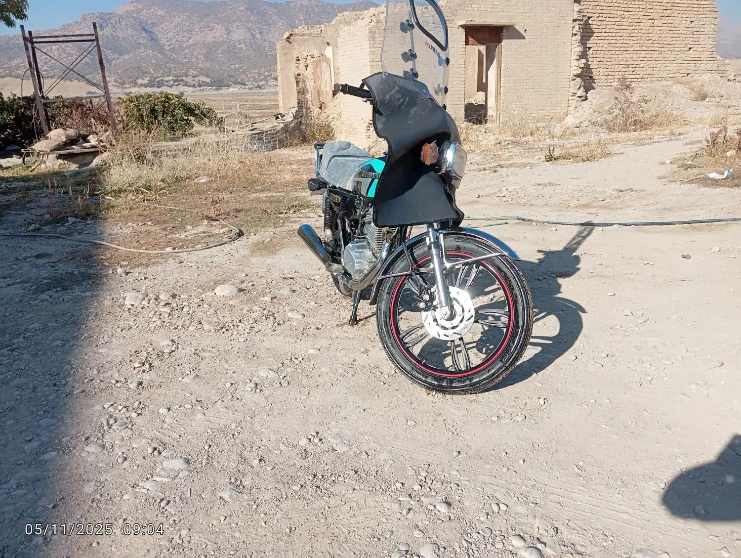 هندا 125 کویر پنج دنده سفارشی|موتورسیکلت|فلارد, |دیوار