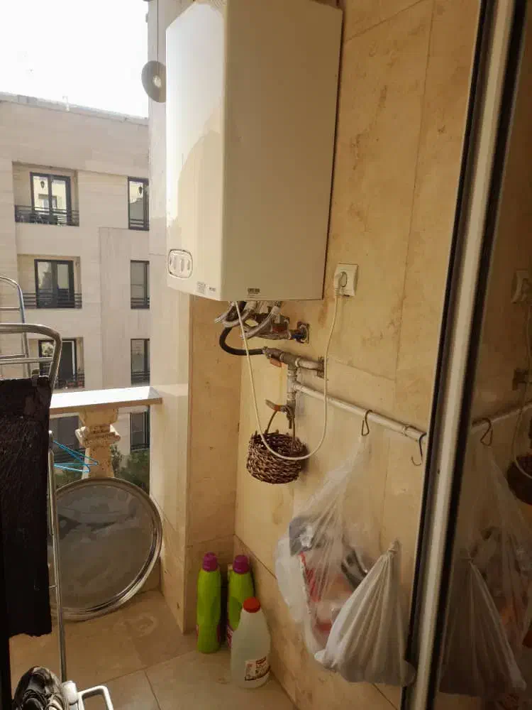 آپارتمان ۹۷ متری/فول/ غربی ها فلکه سوم