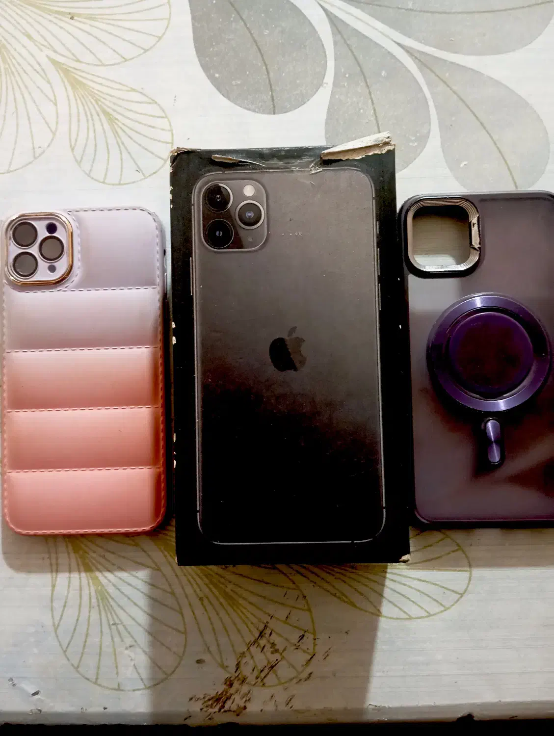 آیفون ۱۱ پرومکس|موبایل|بم, |دیوار