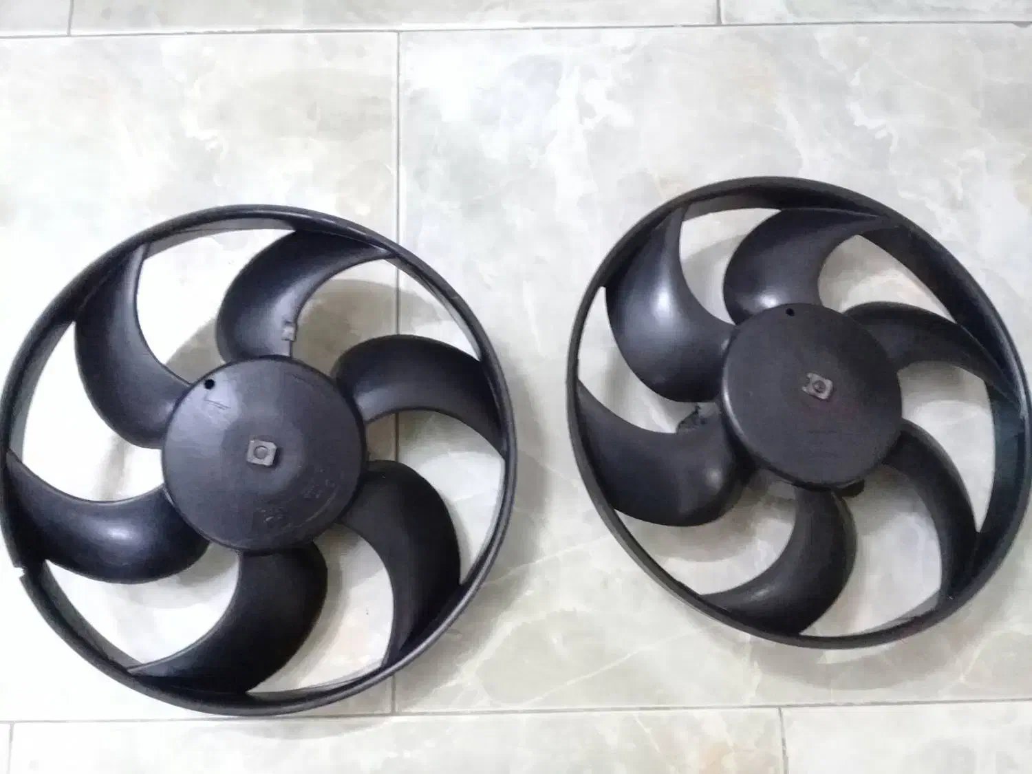 یک جفت فن و دزدگیر|قطعات یدکی و لوازم جانبی|مشهد, ادیب نیشابوری (شهرک غرب)|دیوار