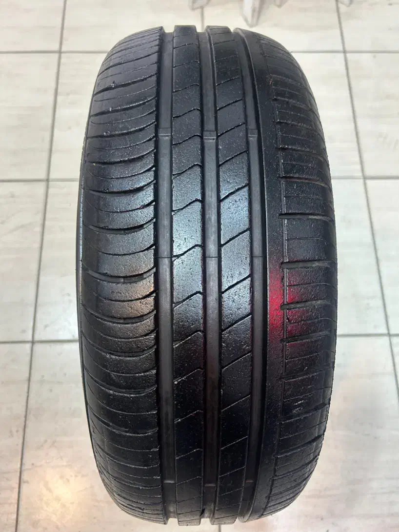 لاستیک ۱۷۵/۵۰/۱۵ هانکوک کره پیکانتو|قطعات یدکی و لوازم جانبی|اصفهان, فرح آباد|دیوار