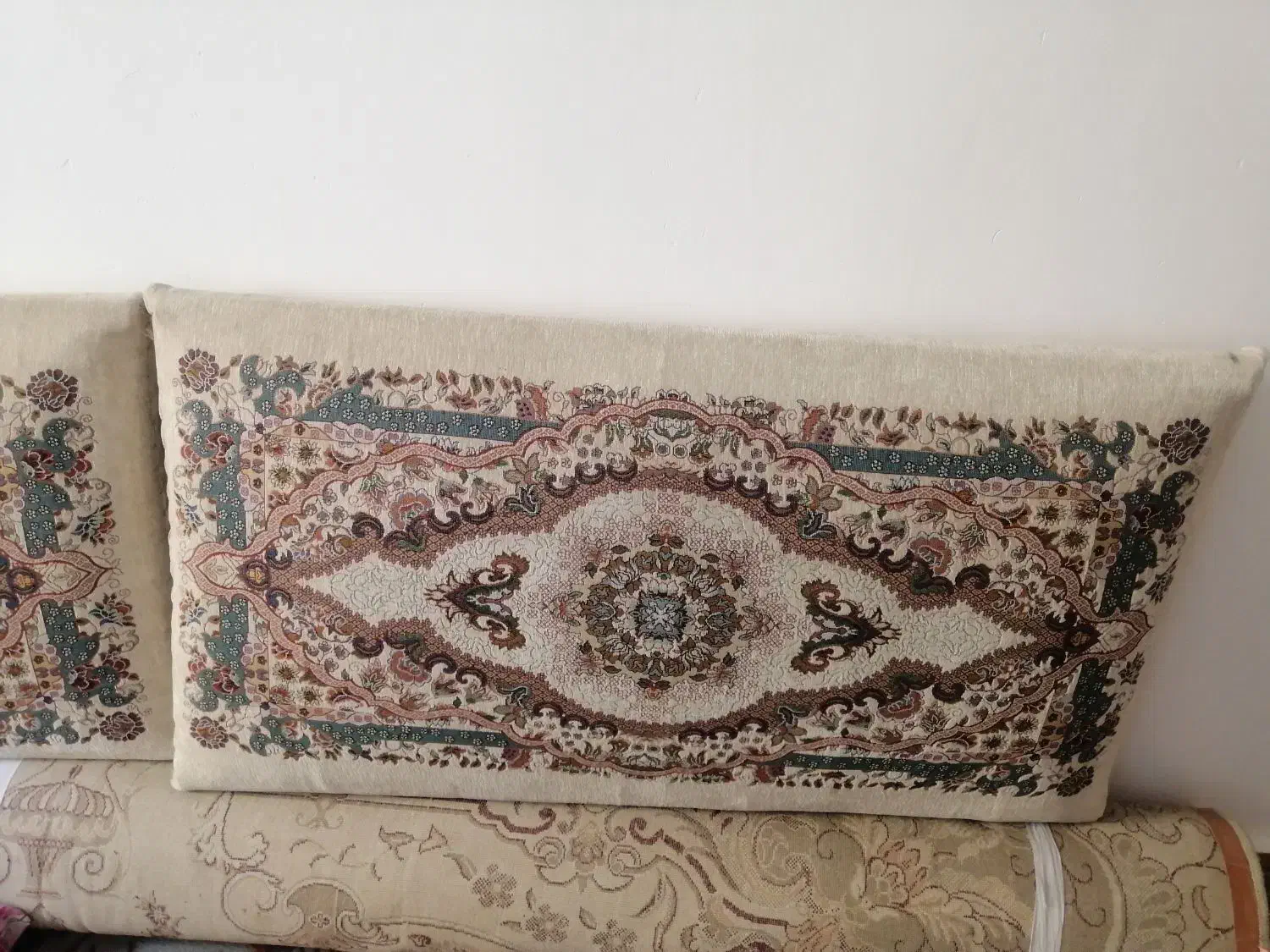 پشتی دورو|پشتی|گرگان, |دیوار