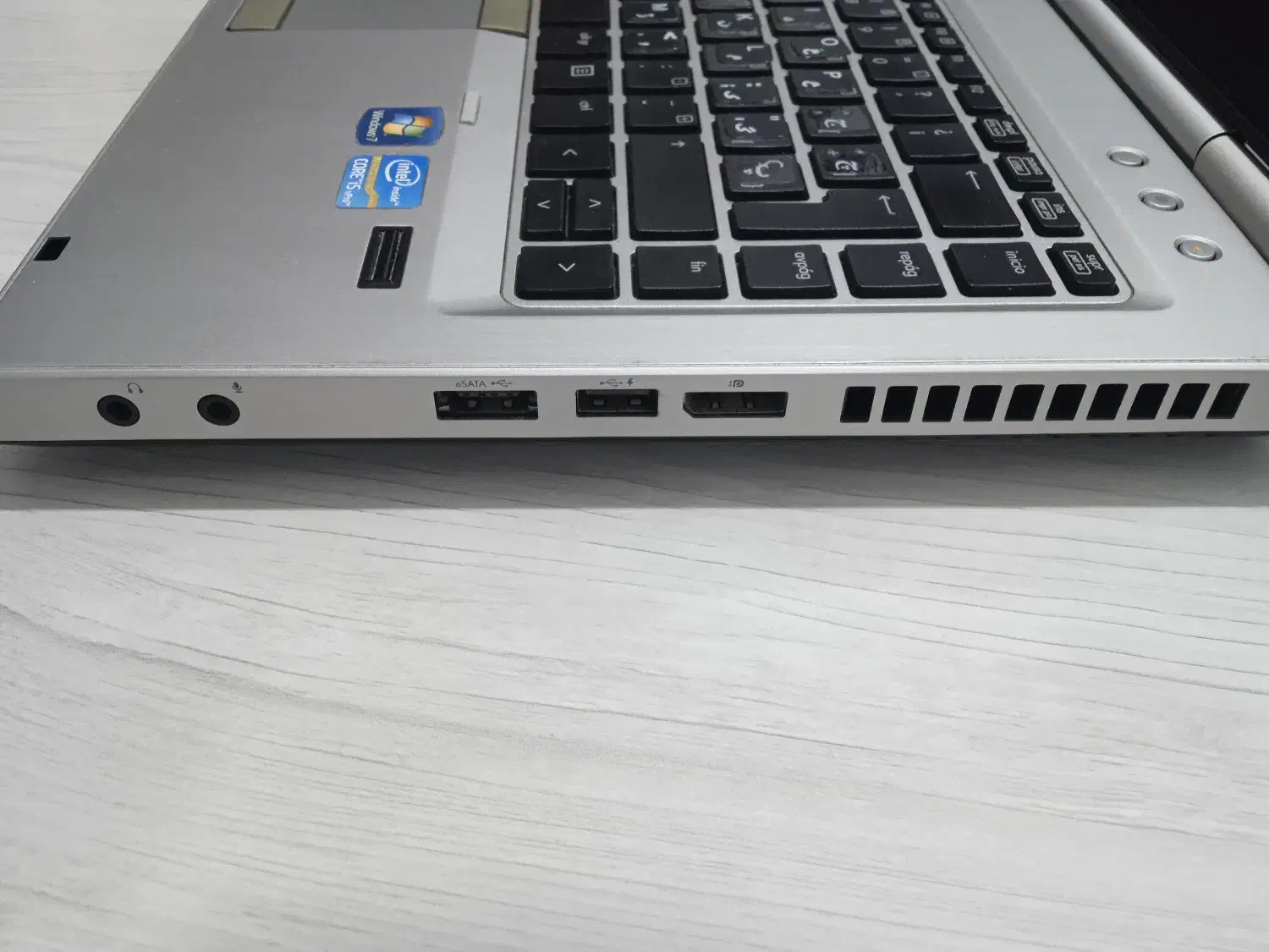 HP Elitebook 8470p|رایانه همراه|رشت, منظریه|دیوار