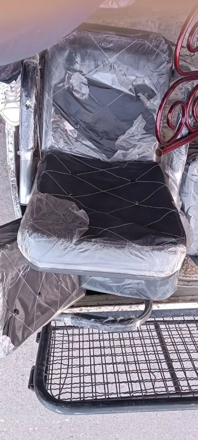 صندلی|مبلمان اداری|تاکستان, |دیوار