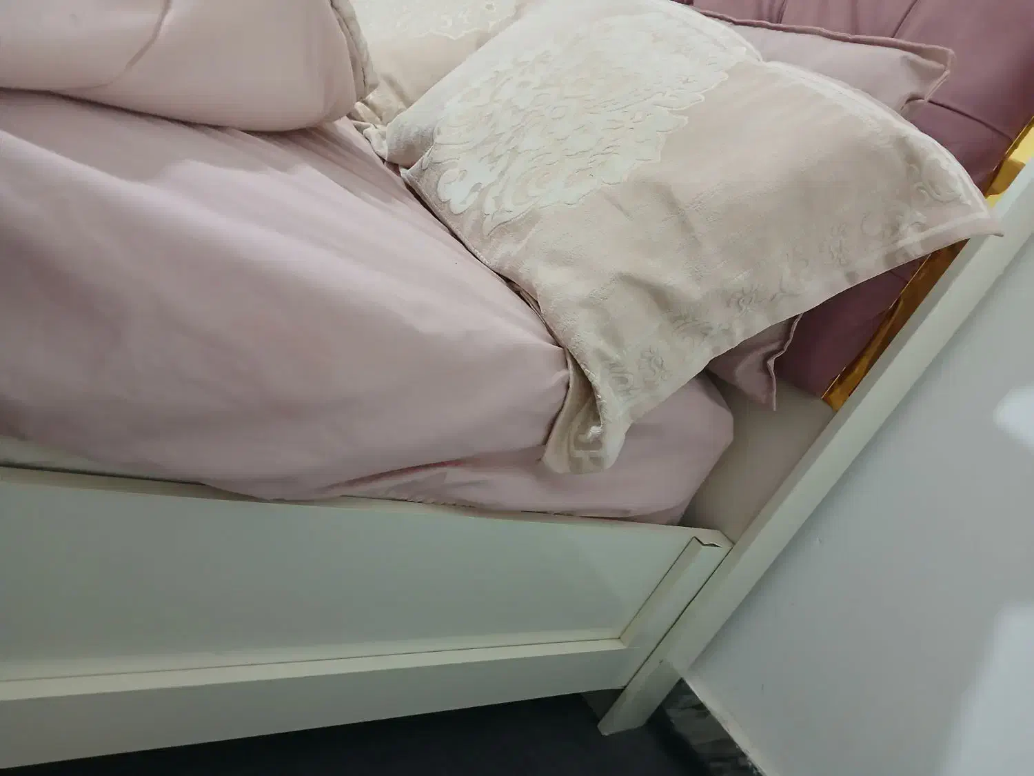 سرویس تخت خواب جنس عالی دست ساز|تخت و سرویس خواب|کوهدشت, |دیوار