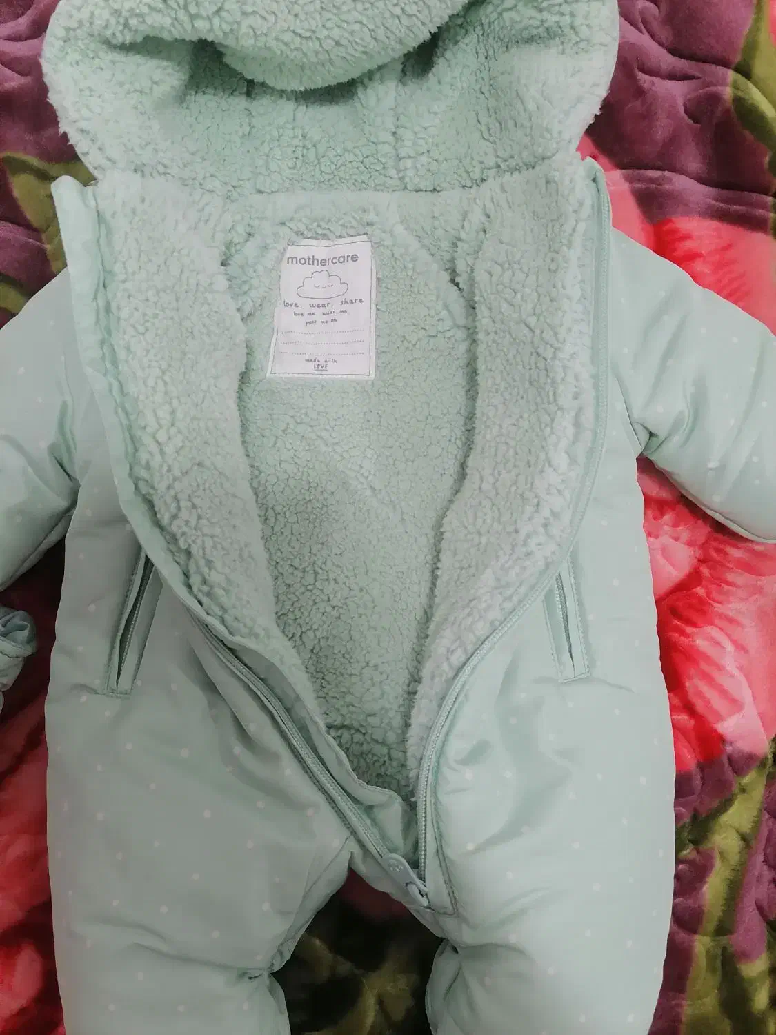 لباس نوزادی|کفش و لباس بچه|جهرم, |دیوار