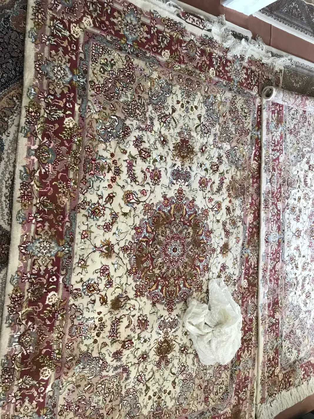 فروش فرش دستبافت نو و استفاده نشده|فرش|نقده, |دیوار