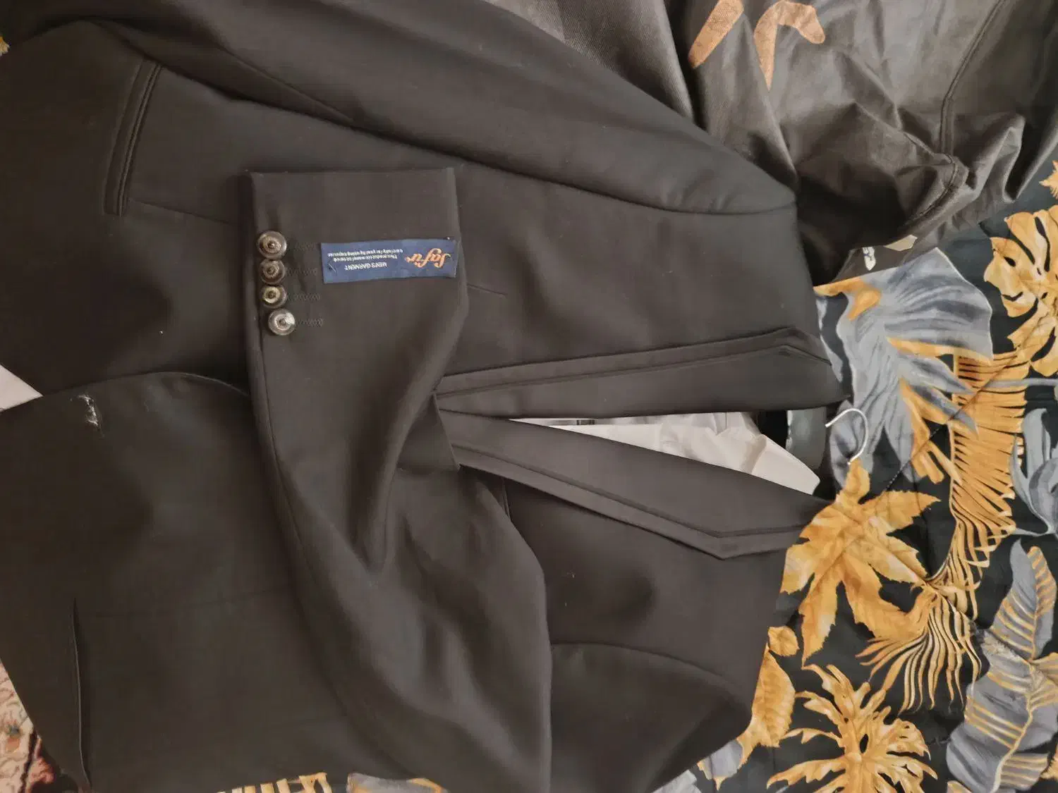 کت شلوار|لباس|تربت‌حیدریه, مورشک|دیوار