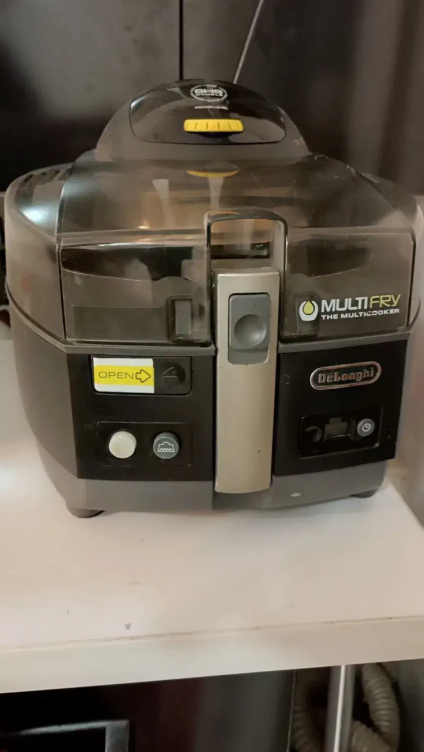 سرخ کن بدون روغن|اجاق گاز و لوازم برقی پخت‌وپز|صحنه, |دیوار