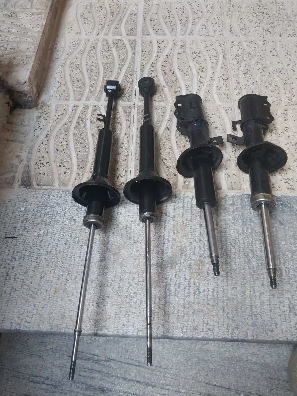 کمک تیبا ۲|قطعات یدکی و لوازم جانبی|هشتگرد, مدرس|دیوار