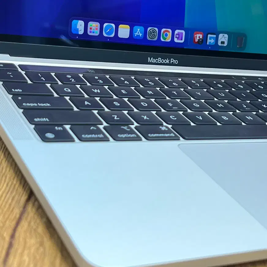 لپ تاپ مک بوک Pro M2/8/256 سایکل ۵۹ کارتن|رایانه همراه|مشهد, ارشاد|دیوار