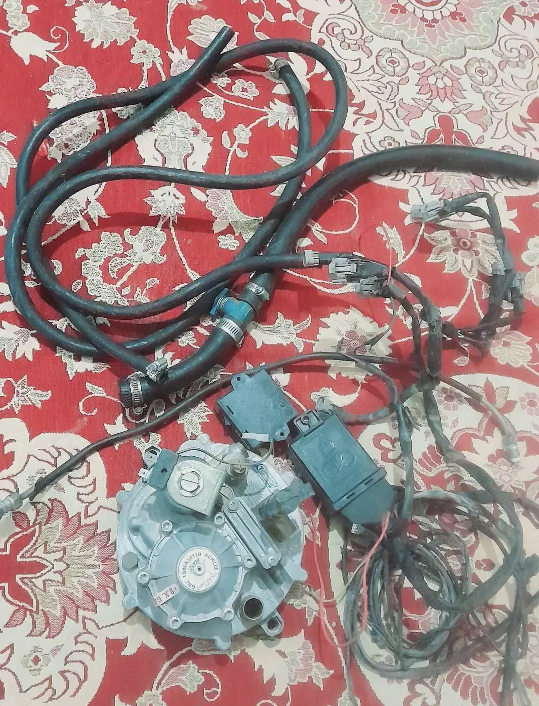 رگلاتور پژو|قطعات یدکی و لوازم جانبی|شهرضا, |دیوار