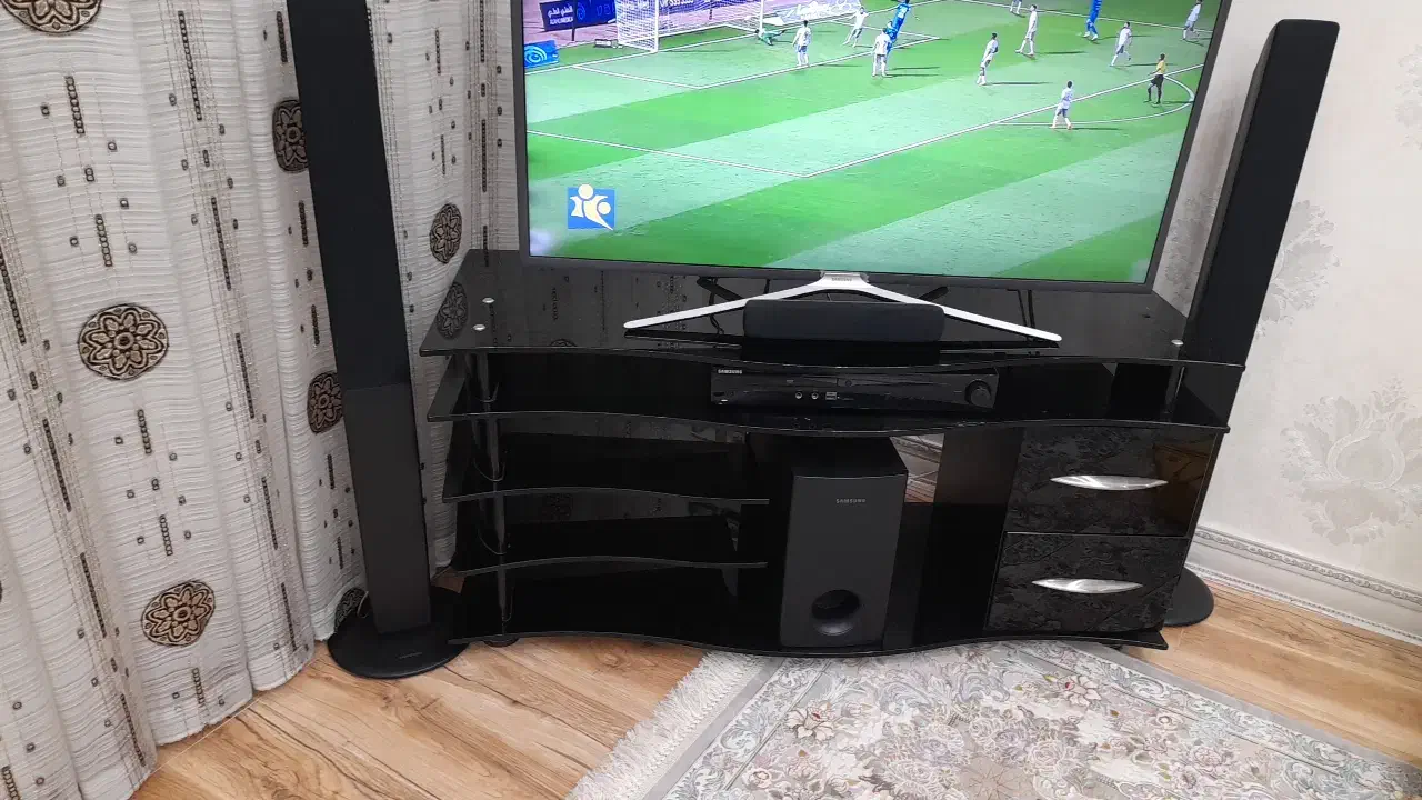 میز تلوزیون شیشه ای براکت دار|میز تلویزیون|صائین قلعه, |دیوار