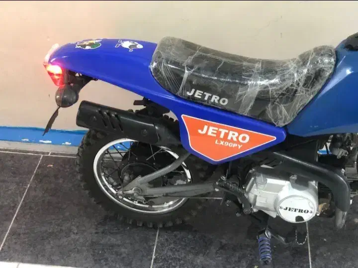 جترو مشابه خشک درجه یک|موتورسیکلت|تبریز, |دیوار