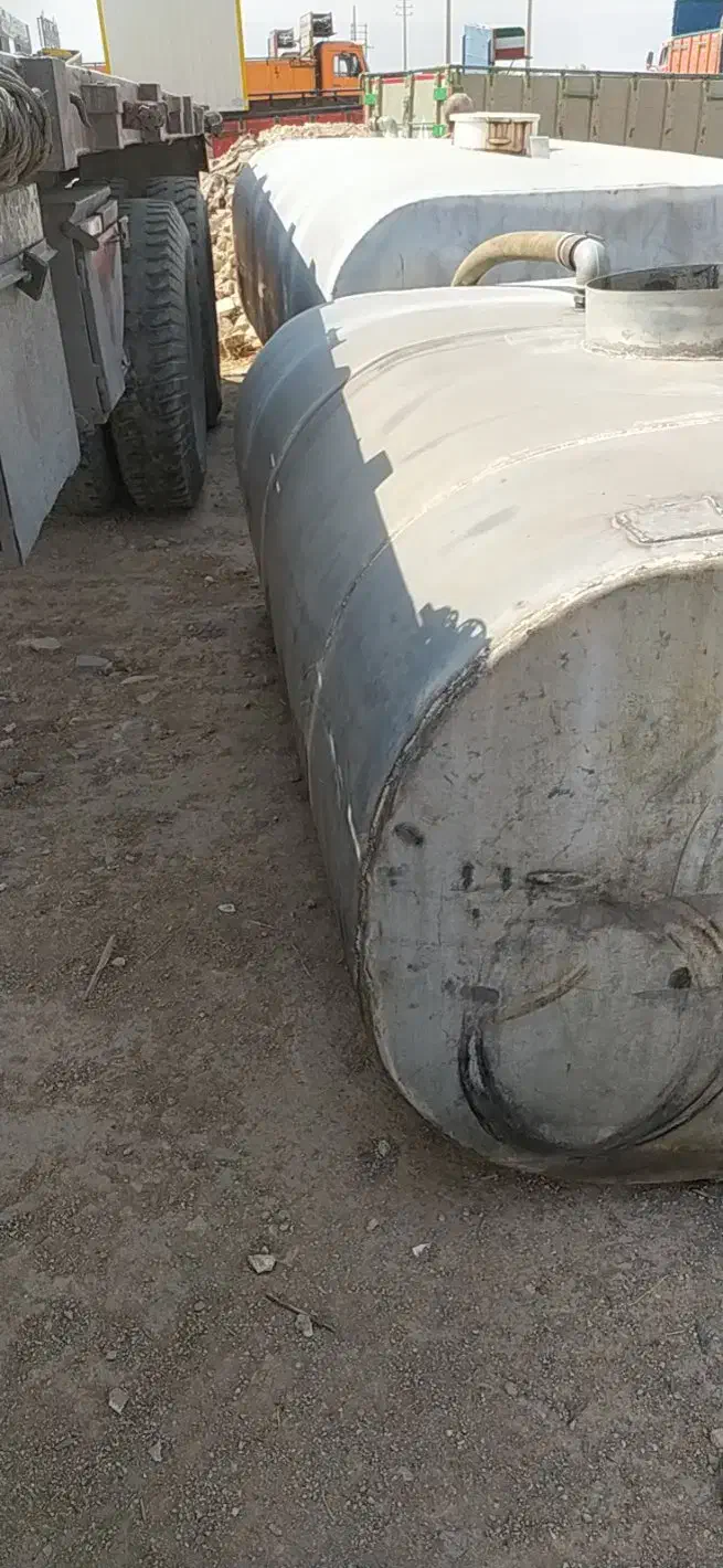 منبع فلزی ۵۰۰۰ لیتری|ماشینآلات صنعتی|شیراز, منطقه ویژه اقتصادی|دیوار