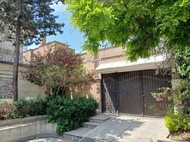 اجاره ویلایی800متر دربست  /اداری و مسکونی