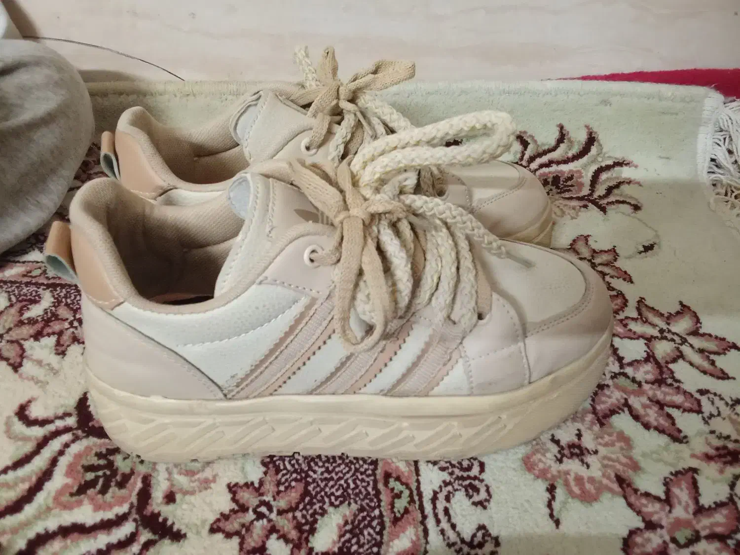 کفش قیمت 350تومان|کیف، کفش، کمربند|نیشابور, رحمت آباد|دیوار