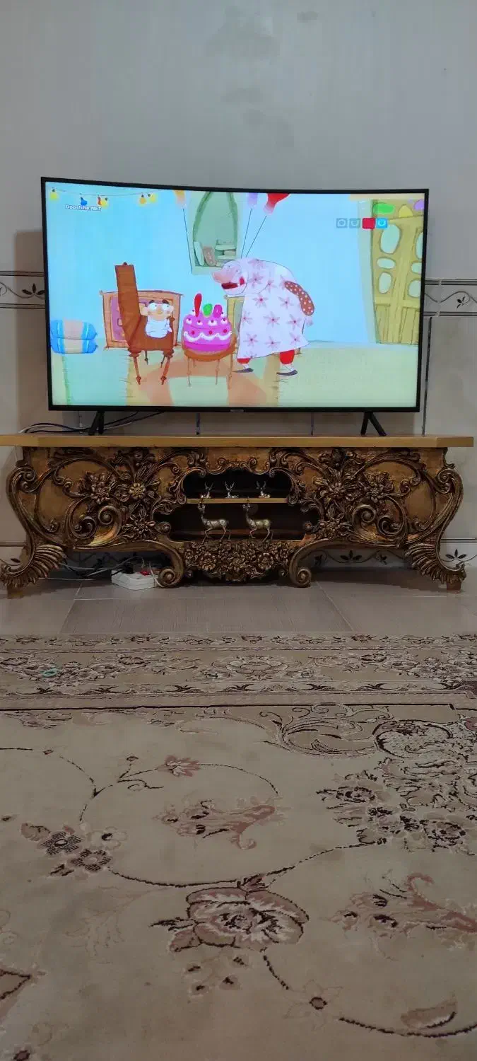 مبل شاه نشین ۹نفره ورق طلا به همراه کاور|مبلمان خانگی و میز عسلی|نورآباد, |دیوار