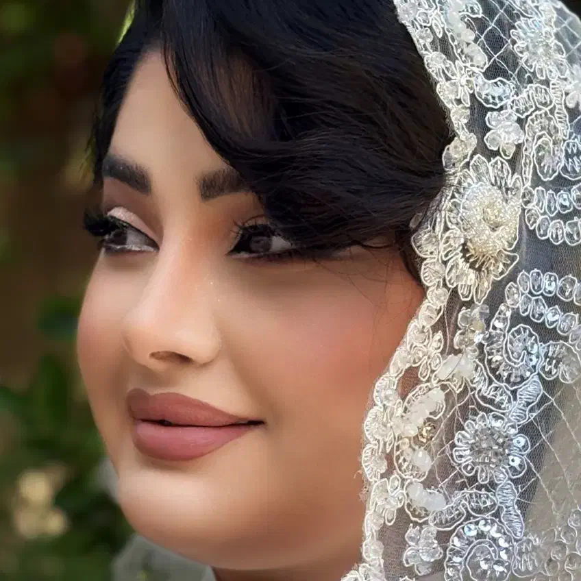 پکیج اقتصادی میکاپ و شینیون وزلف|خدمات آرایشگری و زیبایی|شیراز, رکن‌آباد|دیوار