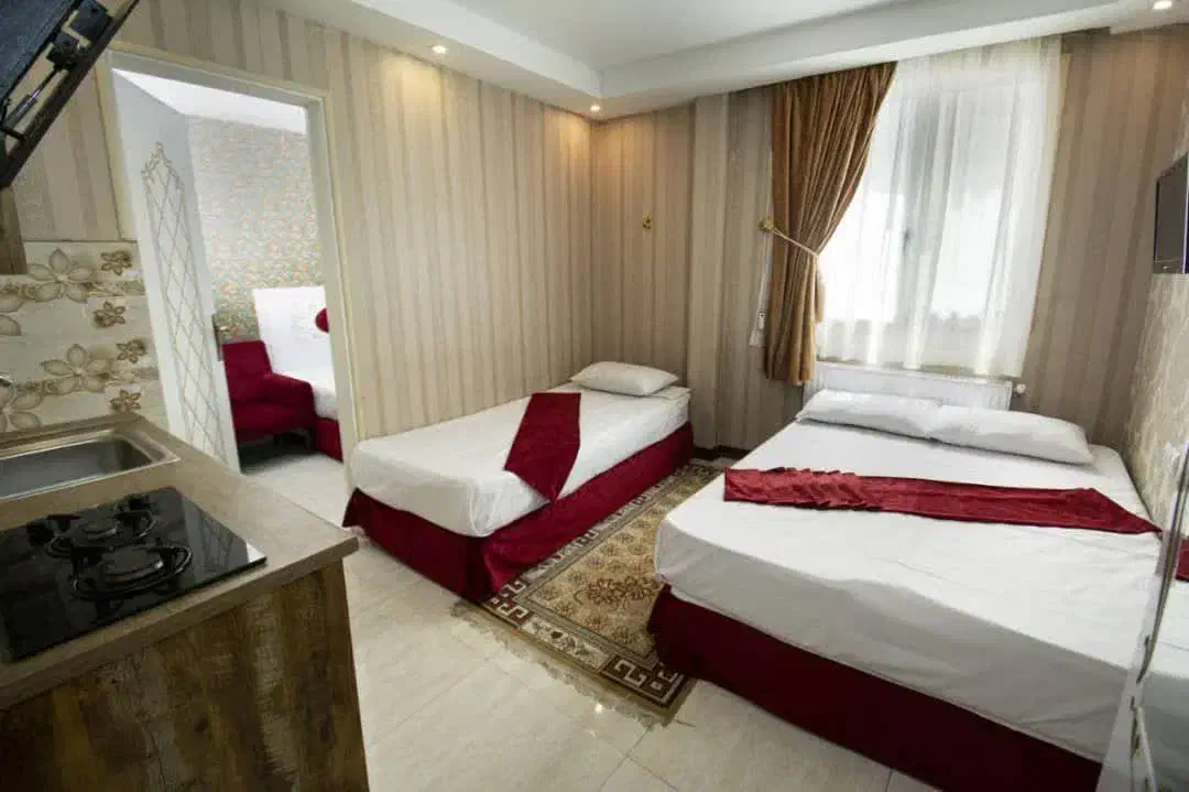 با سلام و عرض ادب تور هفت روزه مشهد آغاز شد|تور و چارتر|امیدیه, |دیوار