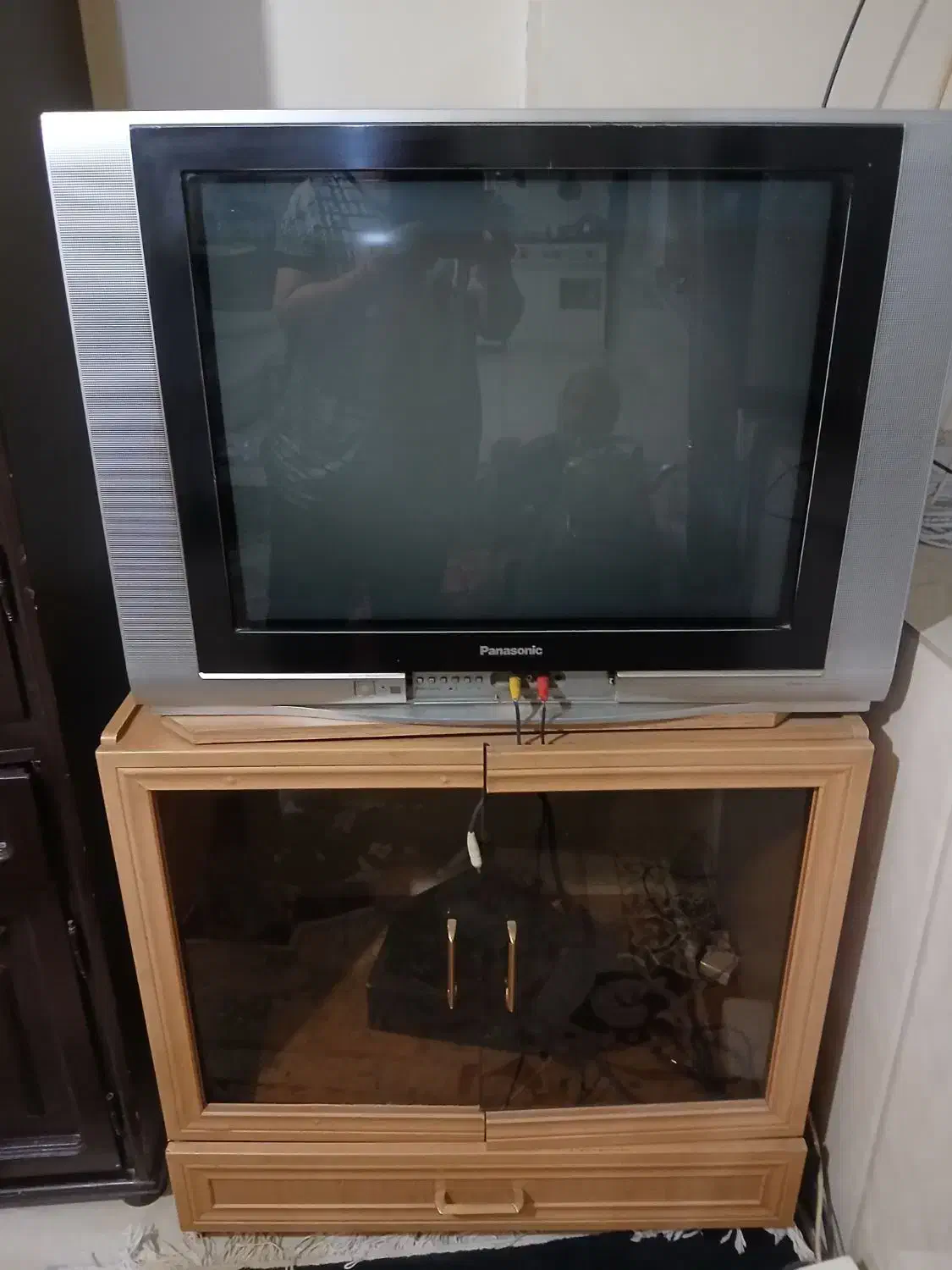 یک دستگاه تلویزیون فروشی|تلویزیون و پروژکتور|اراک, |دیوار