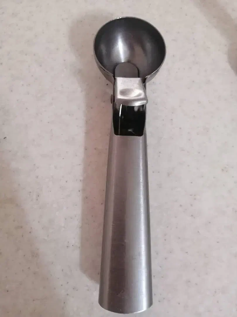 ملزومات آشپزخانه|ظروف پختوپز|صدرا-فارس, فاز ۱|دیوار