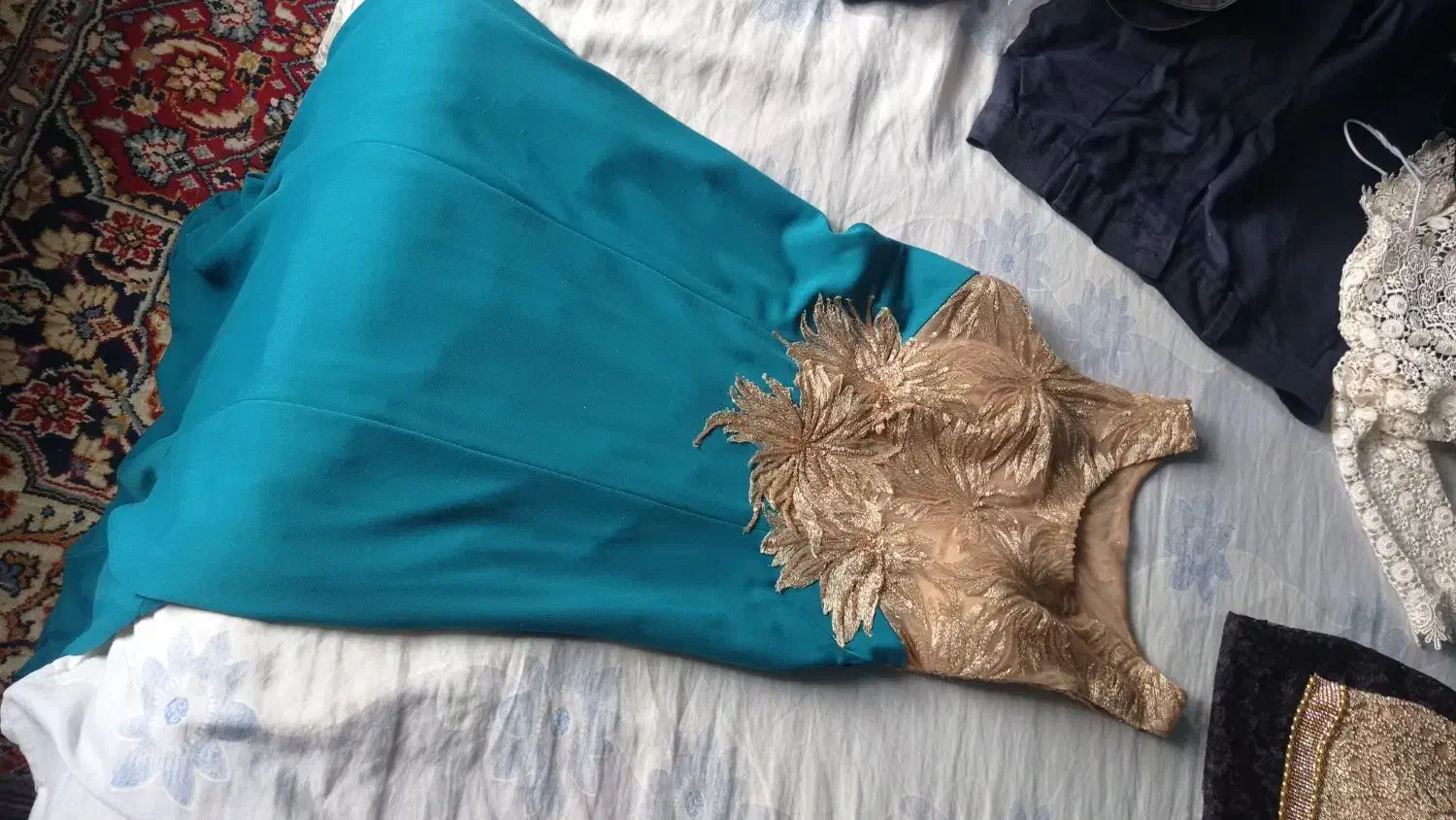 لباس مجلسی|لباس|کردکوی, |دیوار