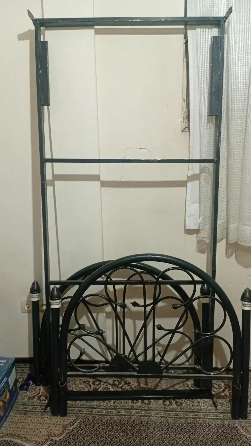 تلویزیون۱۴ تخت یک نفر|تلویزیون و پروژکتور|مشهد, شهید مطهری|دیوار