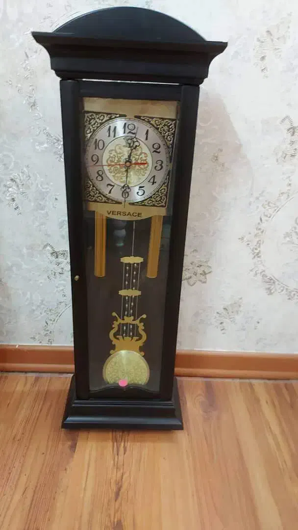 ساعت دیواری ورساچه|ساعت دیواری و تزئینی|بروجرد, |دیوار