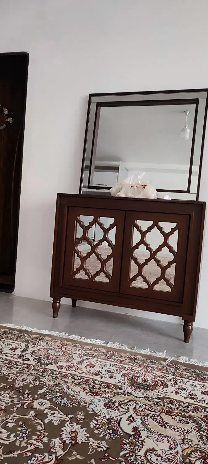 میز تلوزیون و آینه کنسول ست|میز تلویزیون|کرمانشاه, |دیوار