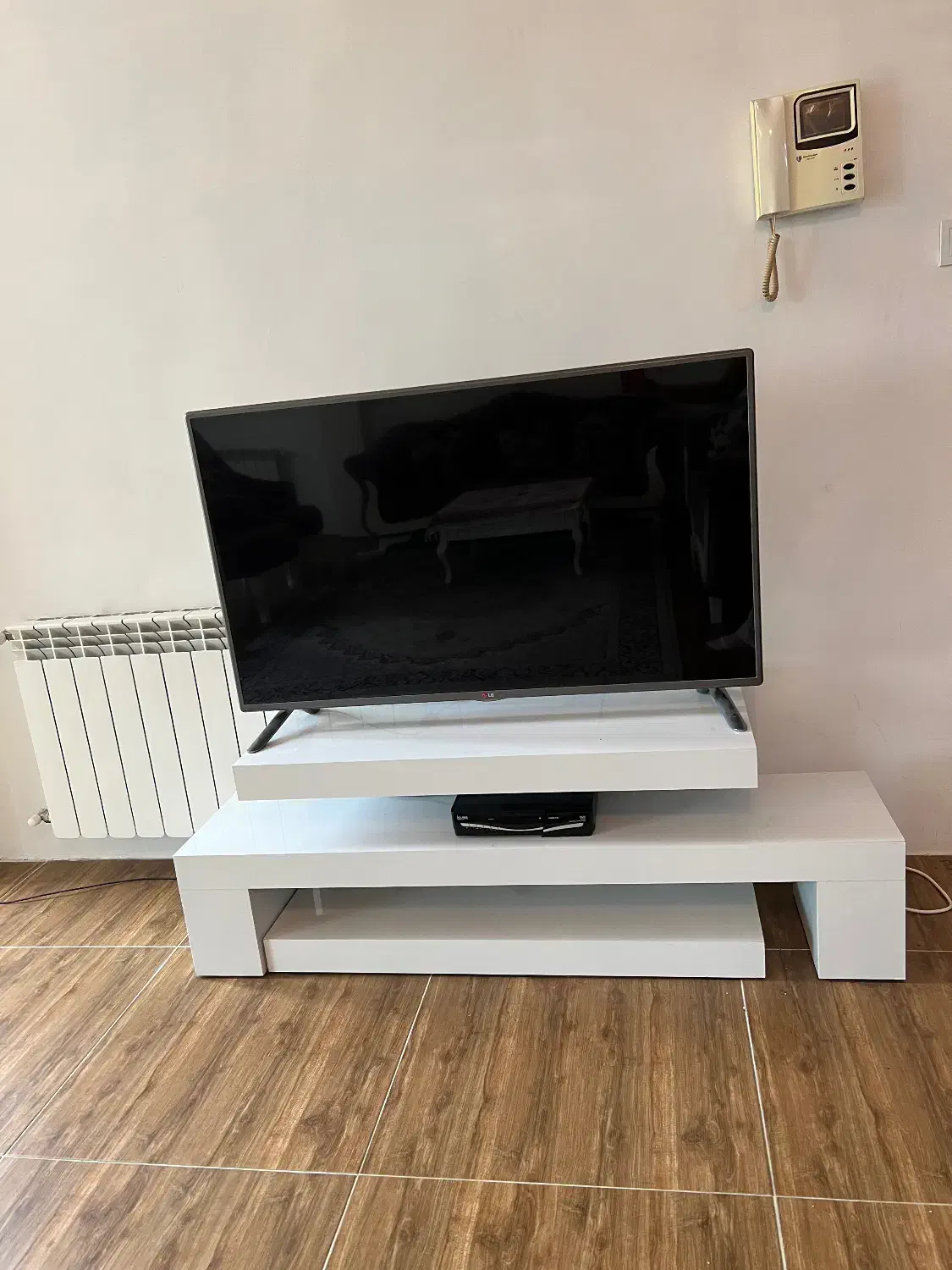 فروش میز تلویزیون|میز تلویزیون|بندر انزلی, پاسداران|دیوار