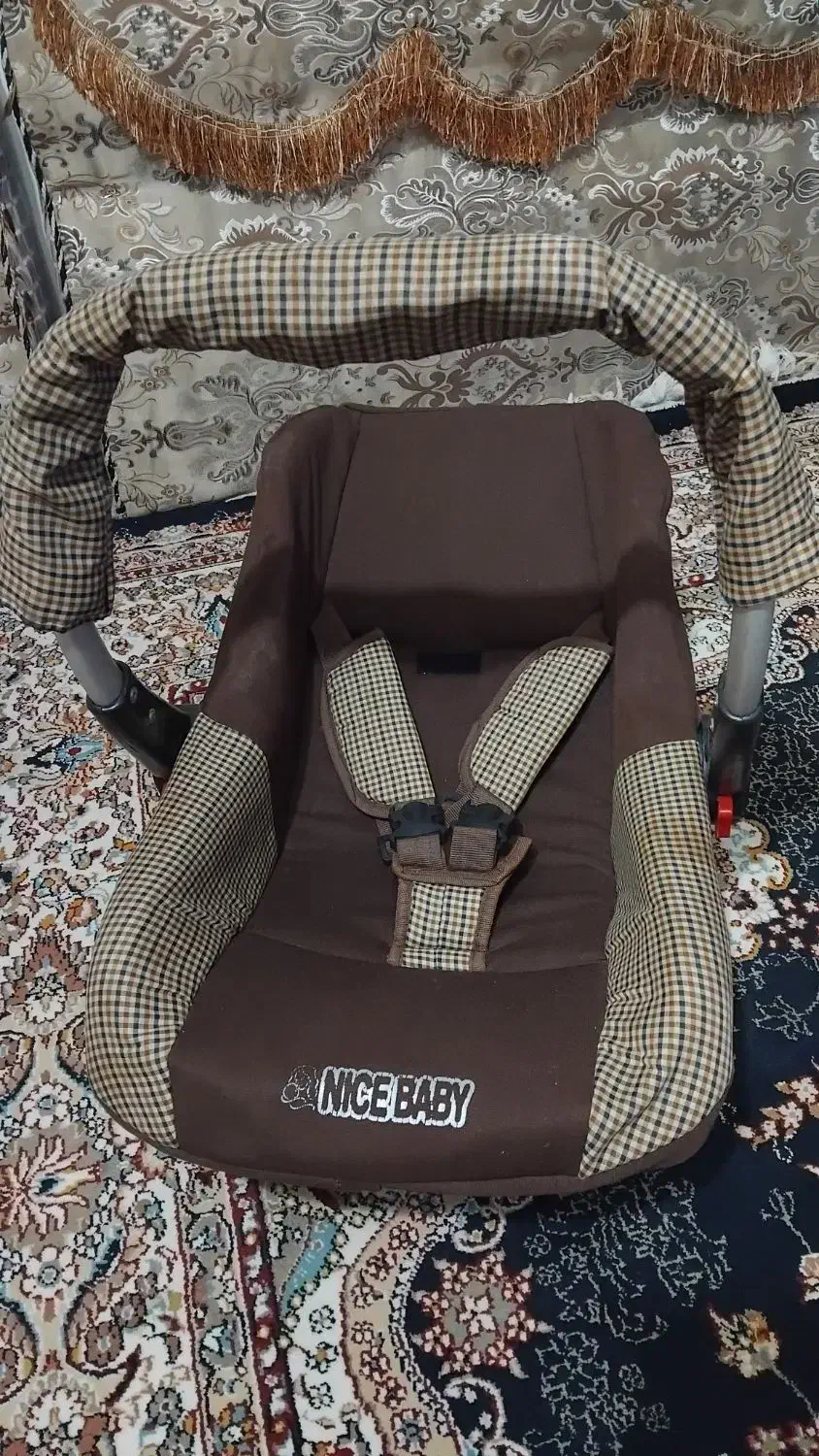 در حد نو کاملا سالم|کالسکه و لوازم جانبی|رودهن, |دیوار