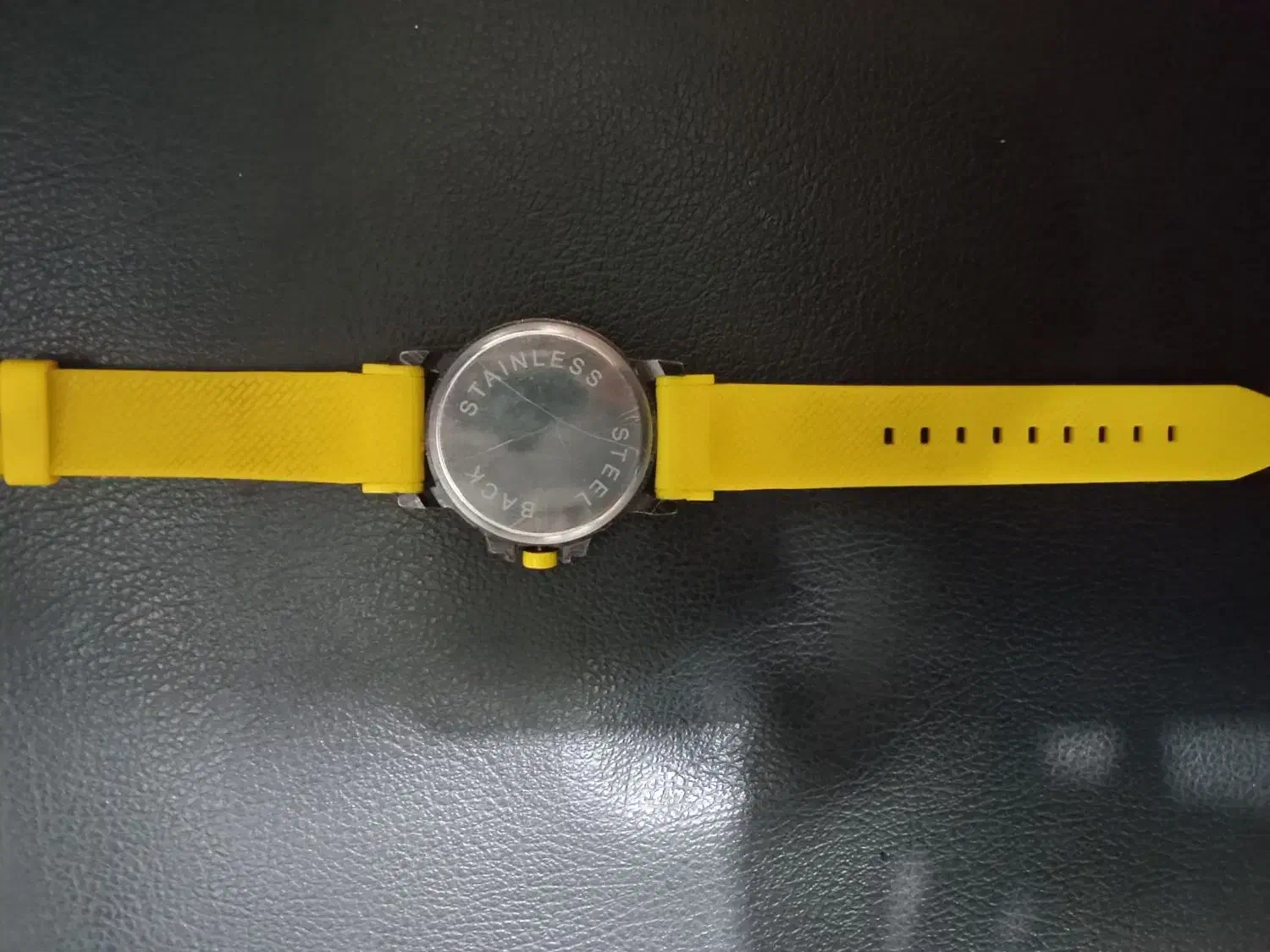 ساعت ادیداس|ساعت|محمدشهر, محمدشهر|دیوار