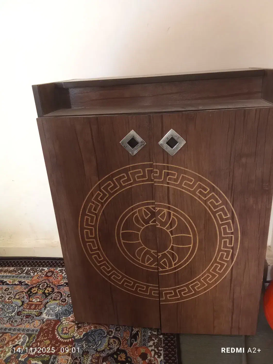 یک عددجای کفشی بفروش می رسد باگریم فرش|جاکفشی، کمد، دراور|میناب, |دیوار