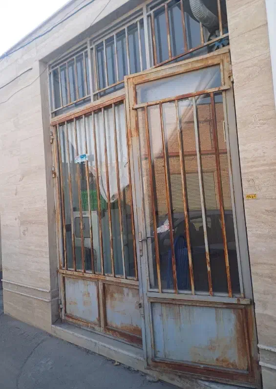 رهن و اجاره مغازه ۱۶ متری|اجارهٔ مغازه و غرفه|آذرشهر, |دیوار