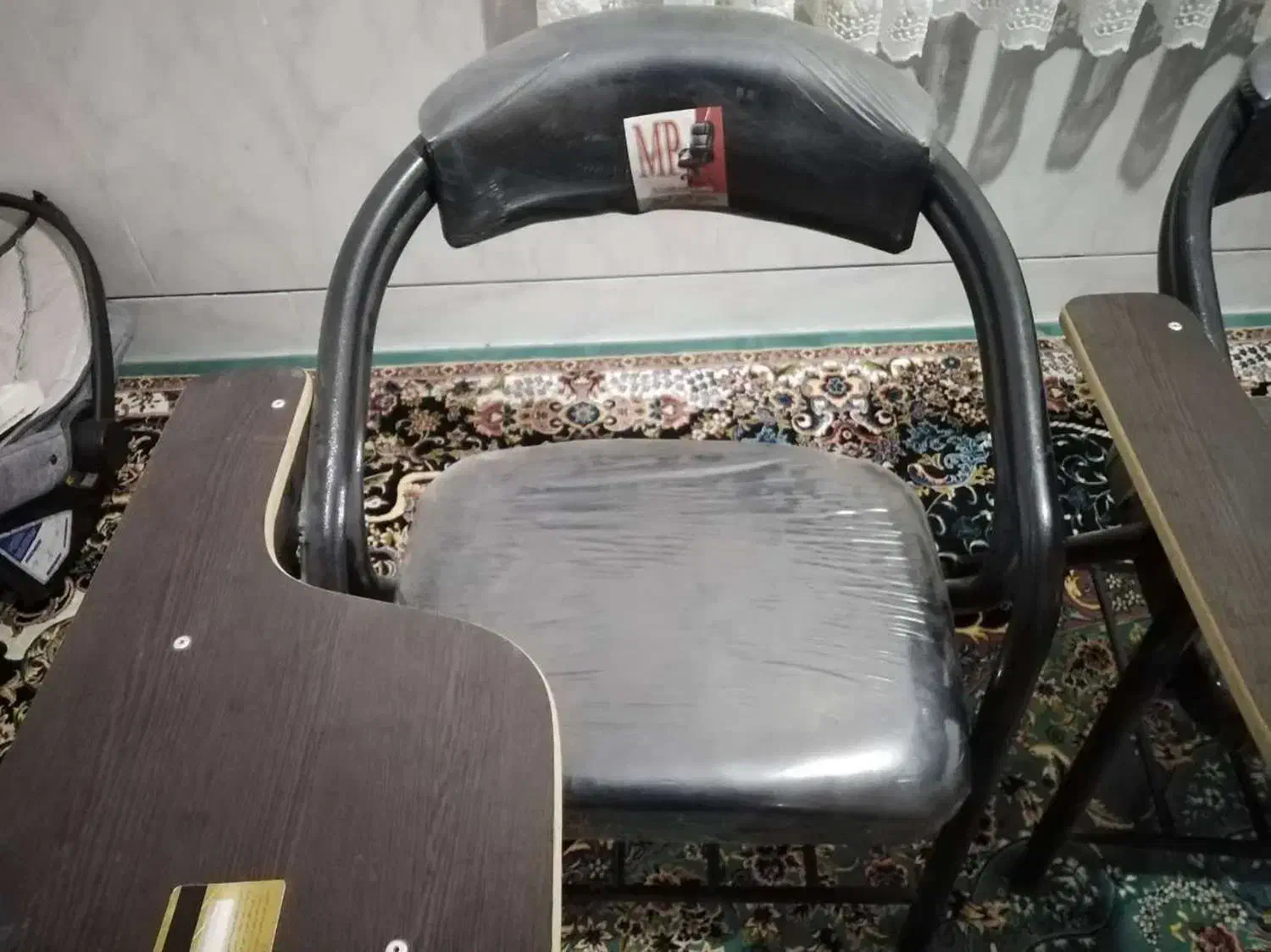 صندلی دانش اموزی|صندلی و نیمکت|طبس, |دیوار